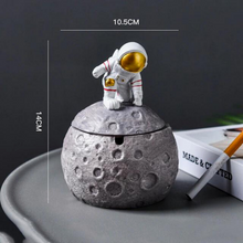 Load image into Gallery viewer, The Astronaut Ashtrays
