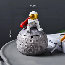 Load image into Gallery viewer, The Astronaut Ashtrays
