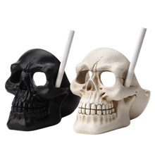 Load image into Gallery viewer, Vintage Skull Ashtray - Black &amp; White
