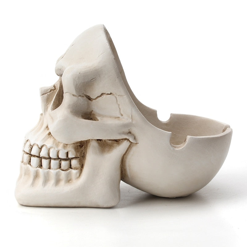 Vintage Skull Ashtray - Black & White